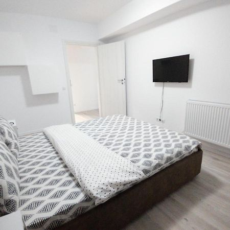 בוקרשט Apartament Ghencea Residence 158 Floor 7 מראה חיצוני תמונה