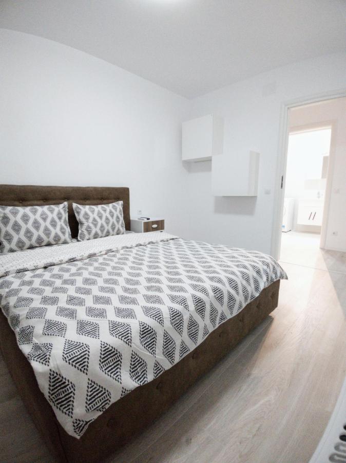 בוקרשט Apartament Ghencea Residence 158 Floor 7 מראה חיצוני תמונה